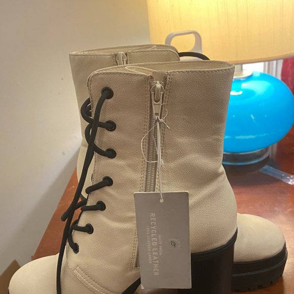 Forever 21 Real  VintageLeather  Platform Chunky High Heel Lace Up Combat Boots - Picture 3 of 3